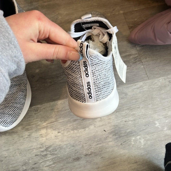 COPY - brand new adidas shoes - Picture 5 of 6